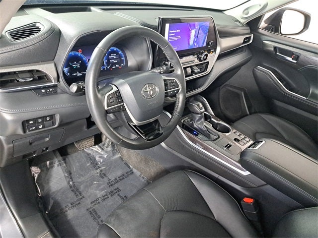 2024 Toyota Highlander Platinum