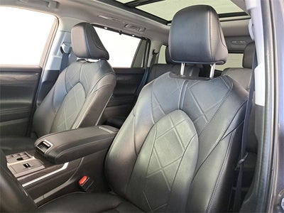 2024 Toyota Highlander Platinum