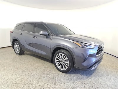 2024 Toyota Highlander Platinum