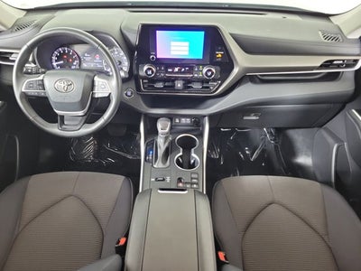 2023 Toyota Highlander LE