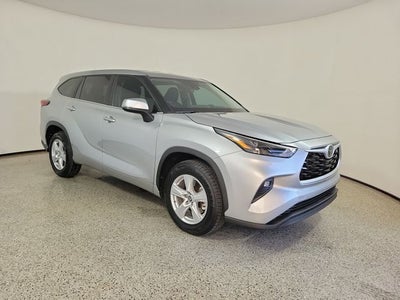 2023 Toyota Highlander LE