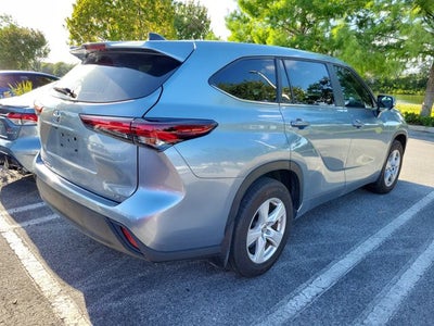 2024 Toyota Highlander LE