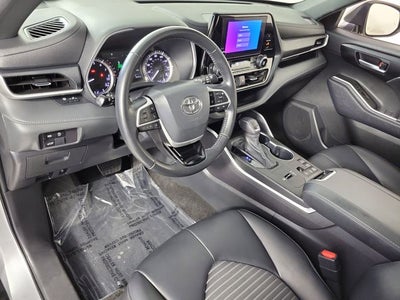 2023 Toyota Highlander XSE