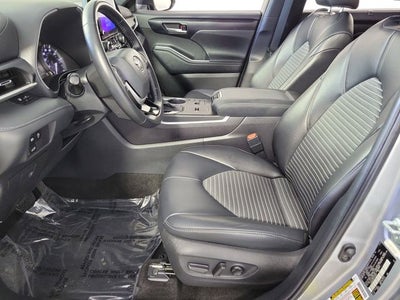 2023 Toyota Highlander XSE