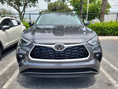 2025 Toyota Highlander XLE