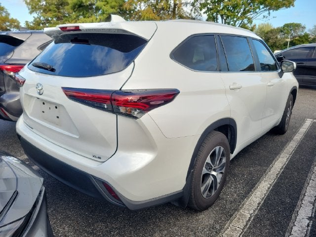 2025 Toyota Highlander XLE