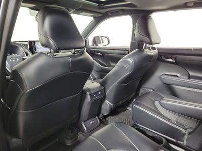 2022 Toyota Highlander XSE