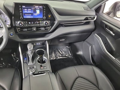 2022 Toyota Highlander XSE
