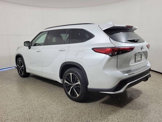 2022 Toyota Highlander XSE