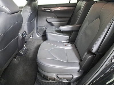 2024 Toyota Highlander Hybrid Limited