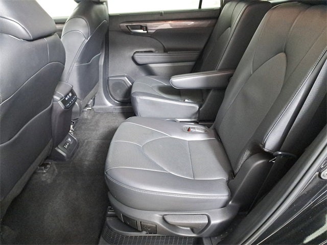 2024 Toyota Highlander Hybrid Limited