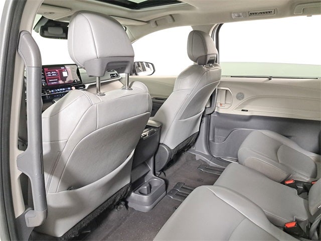2024 Toyota Sienna XLE 7 Passenger