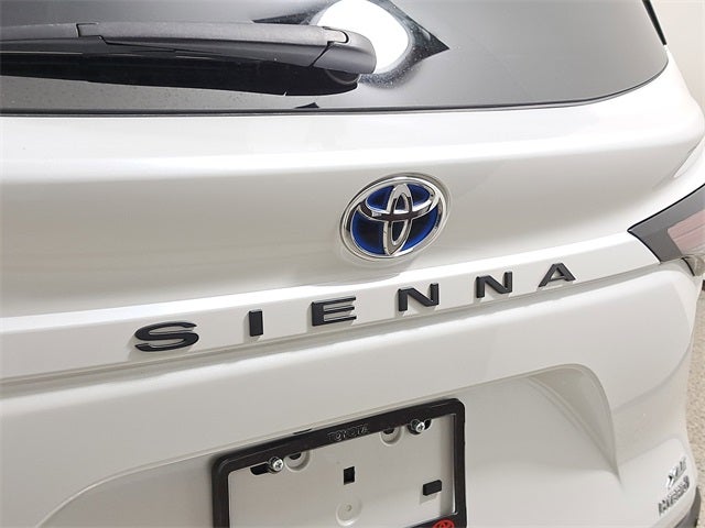 2024 Toyota Sienna XLE 7 Passenger