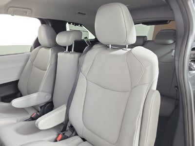 2026 Toyota Sienna XLE 8 Passenger