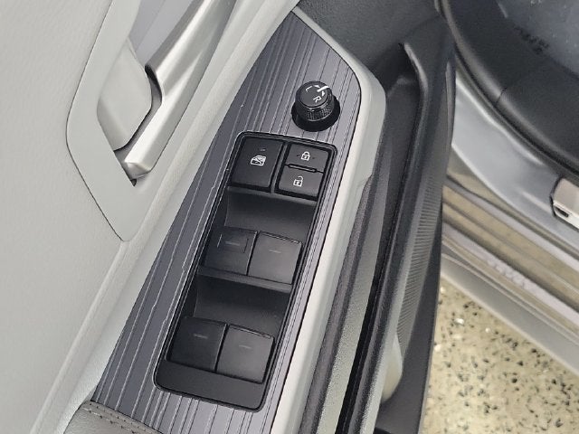 2026 Toyota Sienna XLE 8 Passenger