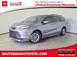 2026 Toyota Sienna XLE 8 Passenger