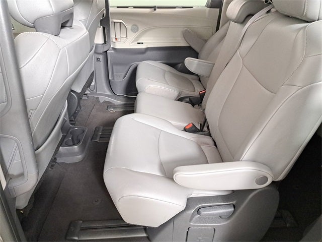 2024 Toyota Sienna XLE 8 Passenger