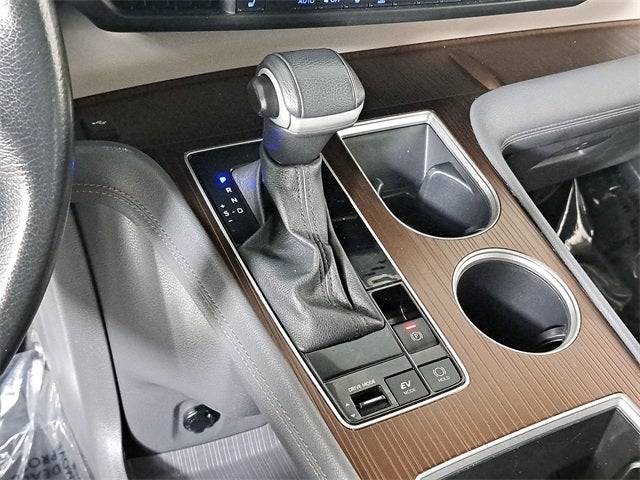 2024 Toyota Sienna XLE 8 Passenger