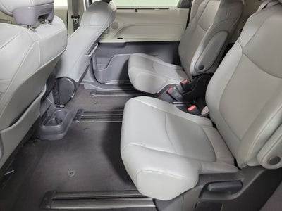 2024 Toyota Sienna XLE 8 Passenger