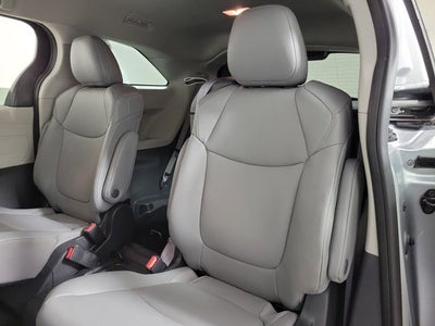2024 Toyota Sienna XLE 8 Passenger