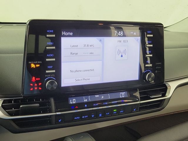 2024 Toyota Sienna XLE 8 Passenger