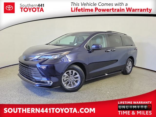 2024 Toyota Sienna XLE