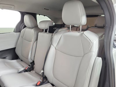 2026 Toyota Sienna XLE 8 Passenger