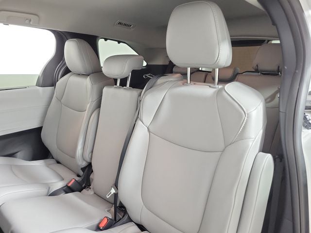 2026 Toyota Sienna XLE 8 Passenger