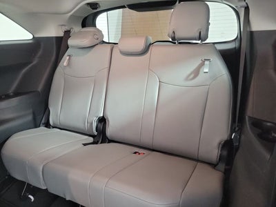2026 Toyota Sienna XLE 8 Passenger