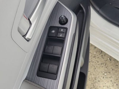 2026 Toyota Sienna XLE 8 Passenger