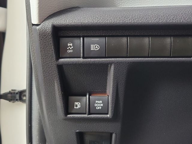2026 Toyota Sienna XLE 8 Passenger