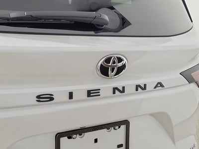 2026 Toyota Sienna XLE 8 Passenger