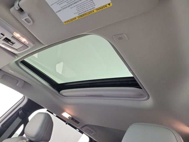 2025 Toyota Sienna XLE 8 Passenger
