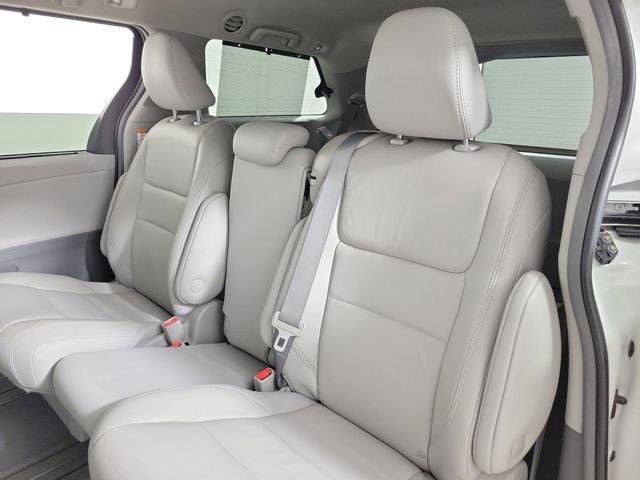 2019 Toyota Sienna XLE Premium 8 Passenger