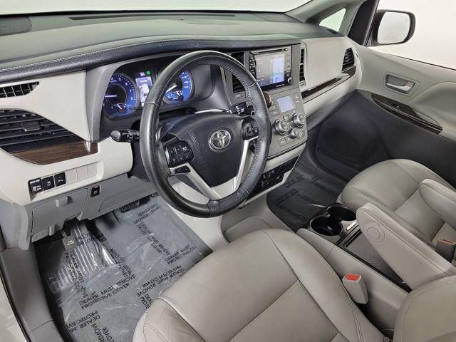 2019 Toyota Sienna XLE Premium 8 Passenger