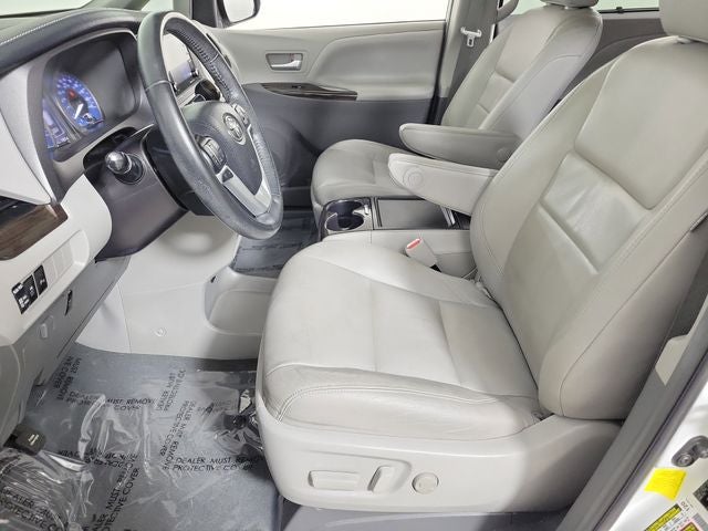 2019 Toyota Sienna XLE Premium 8 Passenger