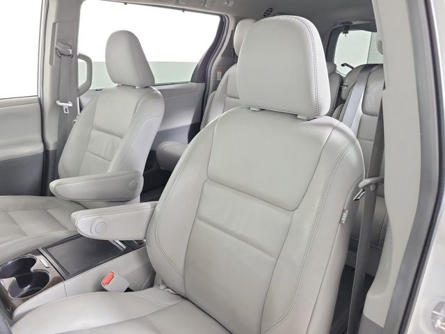 2019 Toyota Sienna XLE Premium 8 Passenger