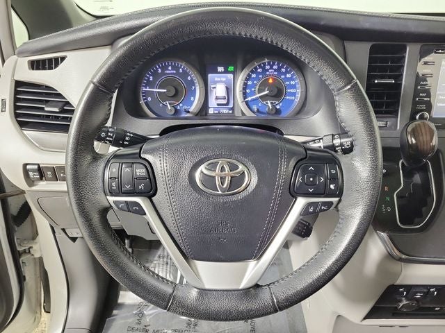 2019 Toyota Sienna XLE Premium 8 Passenger