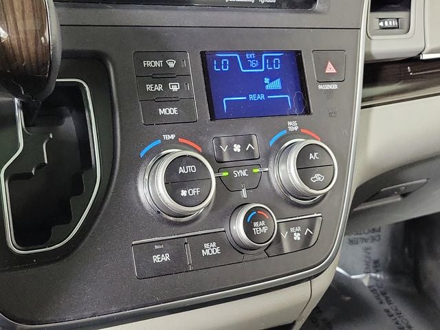 2019 Toyota Sienna XLE Premium 8 Passenger