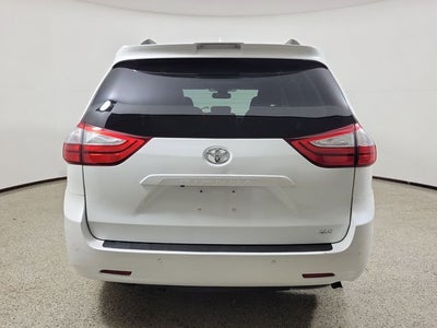 2019 Toyota Sienna XLE Premium 8 Passenger