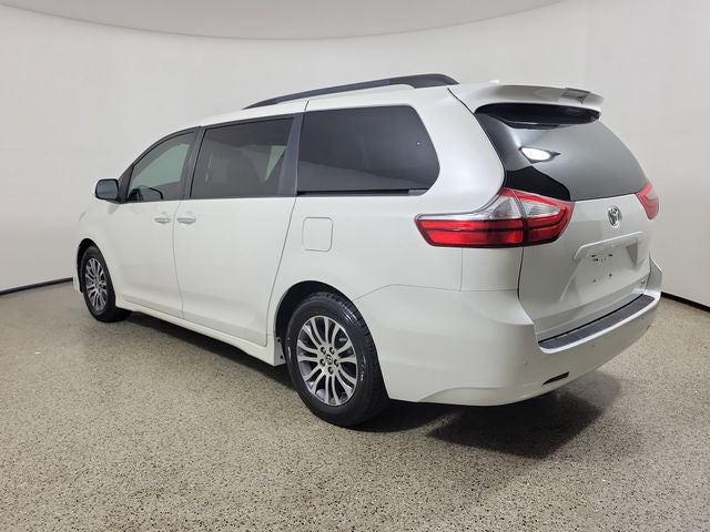 2019 Toyota Sienna XLE Premium 8 Passenger
