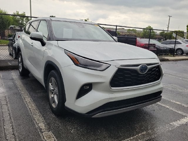 2022 Toyota Highlander Hybrid LE