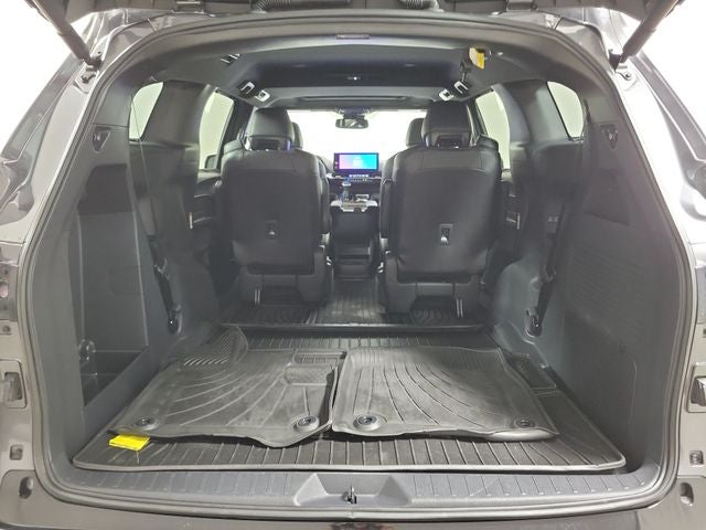 2025 Toyota Sienna Limited 7 Passenger