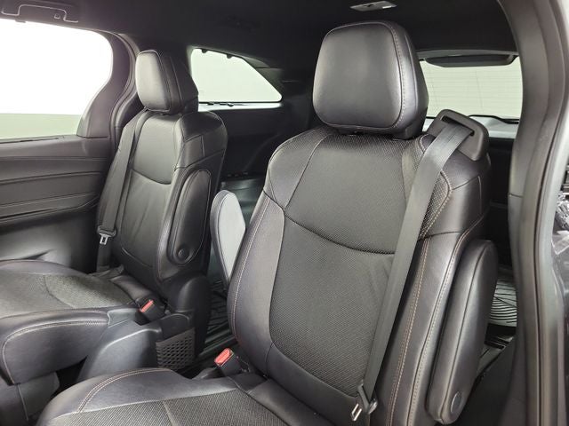 2025 Toyota Sienna Limited 7 Passenger