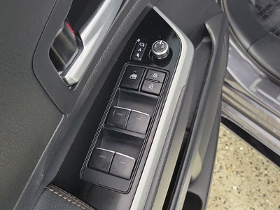 2025 Toyota Sienna Limited 7 Passenger