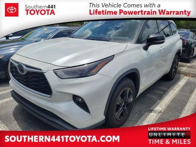 2022 Toyota Highlander LE