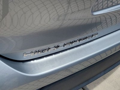 2021 Toyota Highlander LE