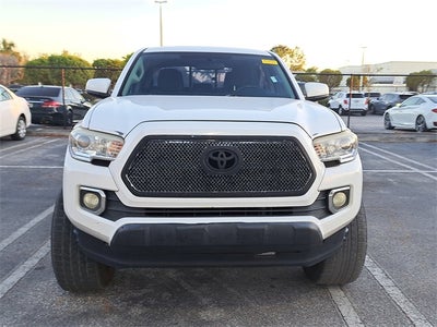 2017 Toyota Tacoma SR
