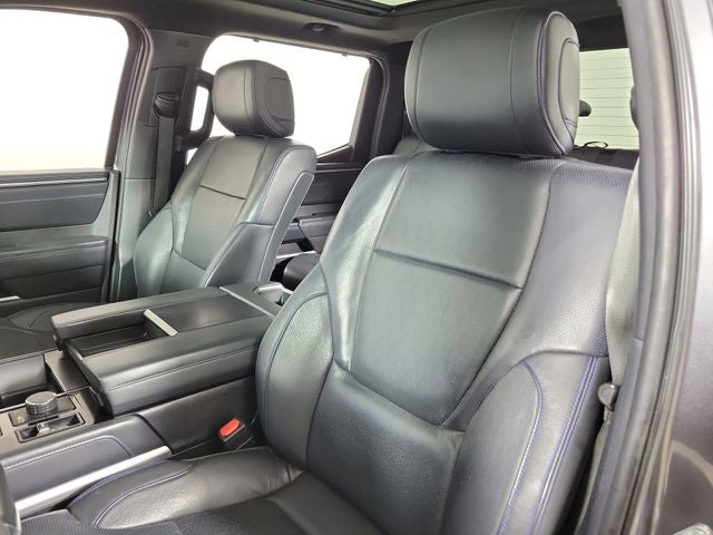 2022 Toyota Tundra Hybrid Platinum