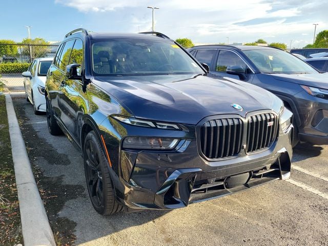 2024 BMW X7 M60i